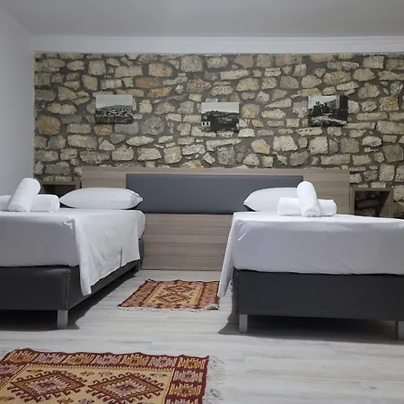 G&k Garden Hotel *